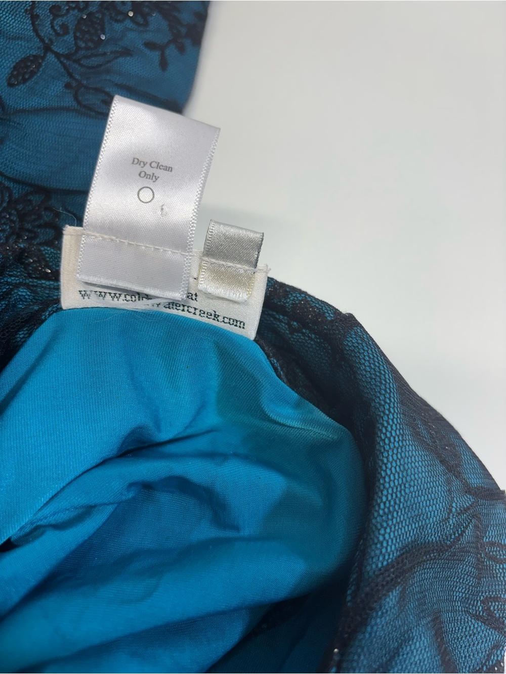 Coldwater Creek Teal Black
Flocked Floral Mesh Blouse
Glitter Shimmer Top L - Picture 6 of 7